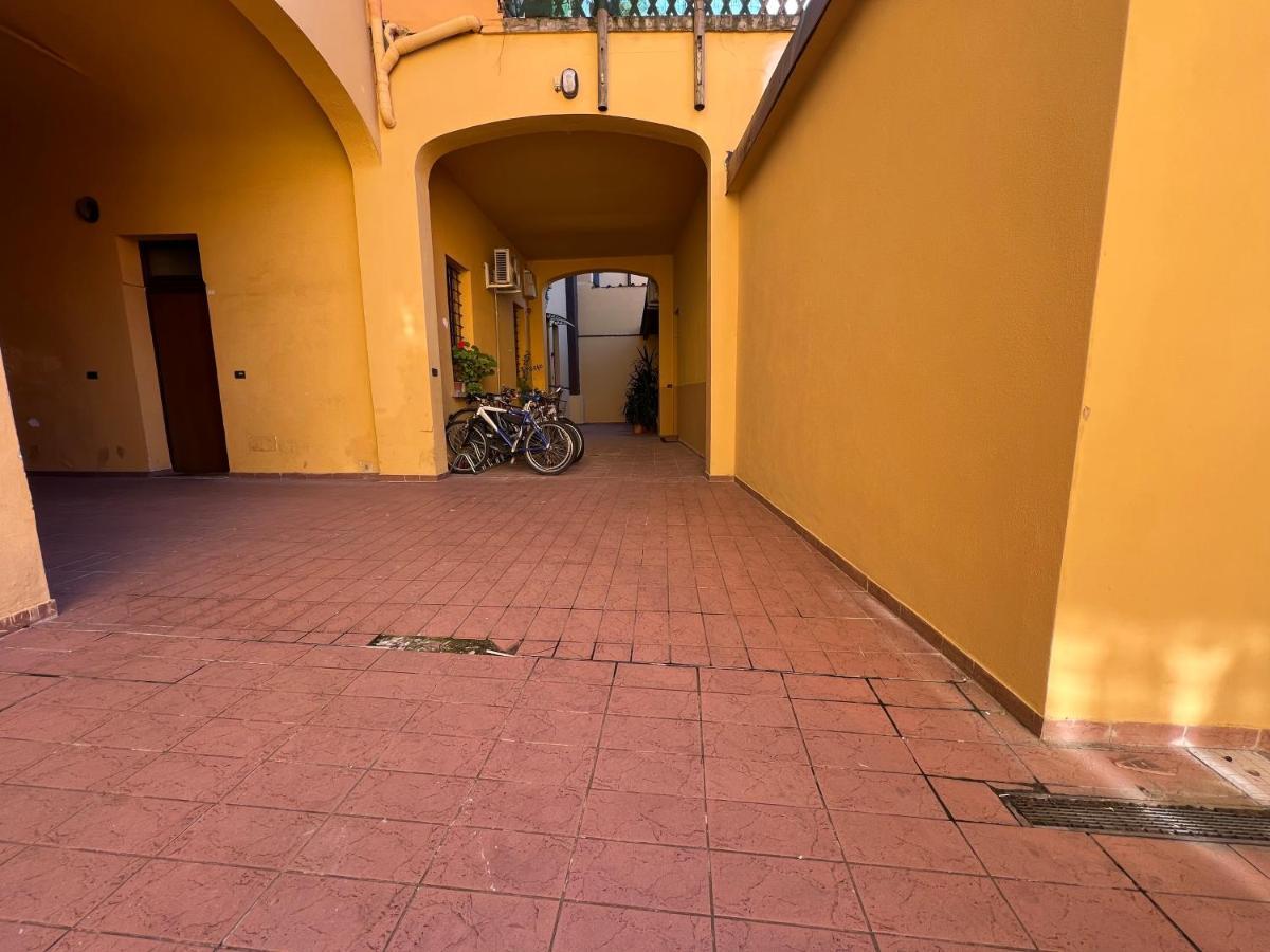Appartamento Housmart Senzanome 9/3 Bologna Esterno foto