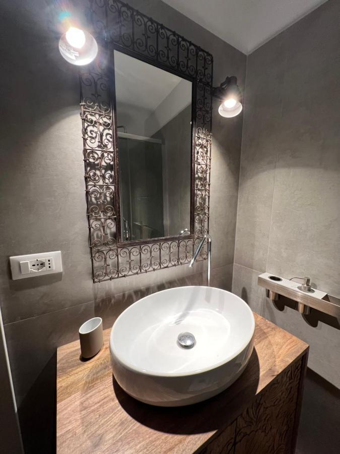 Appartamento Housmart Senzanome 9/3 Bologna Esterno foto