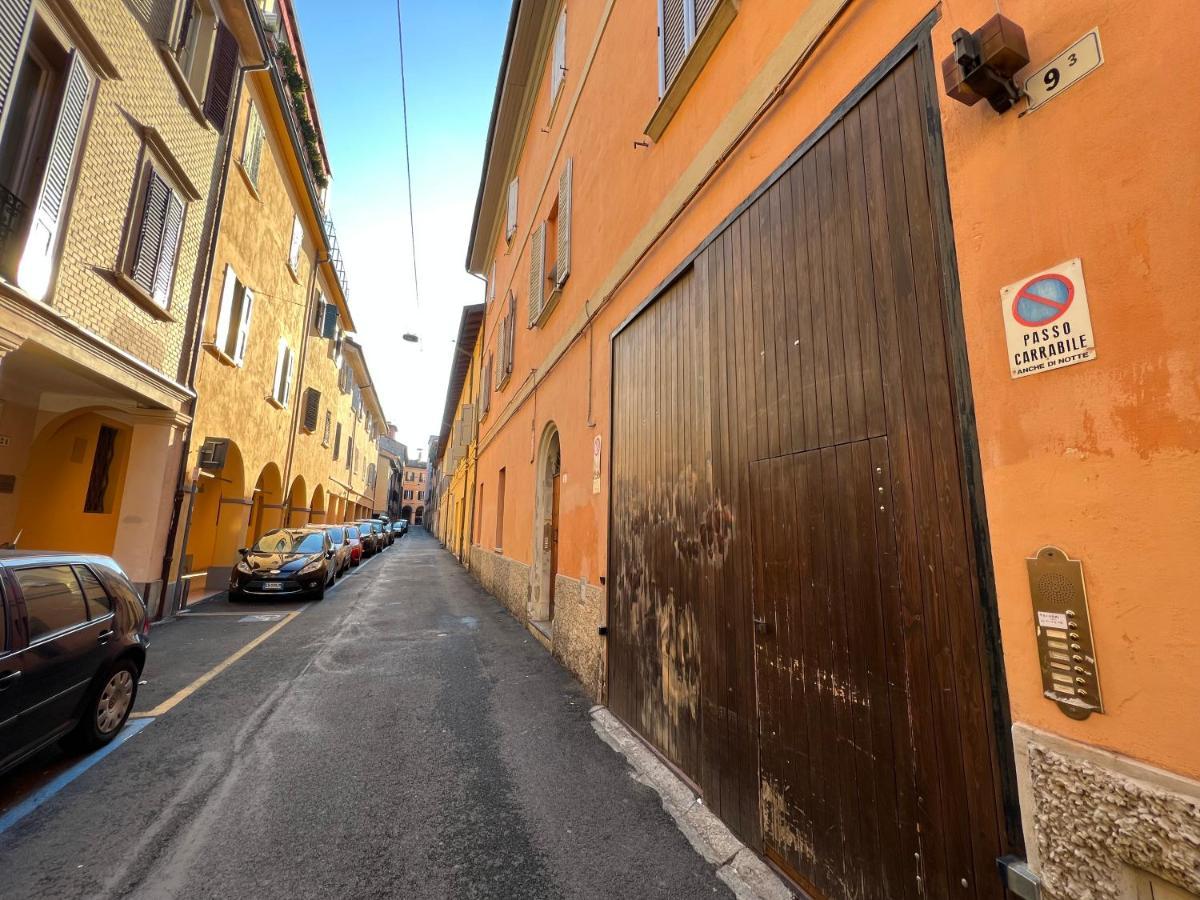 Appartamento Housmart Senzanome 9/3 Bologna Esterno foto